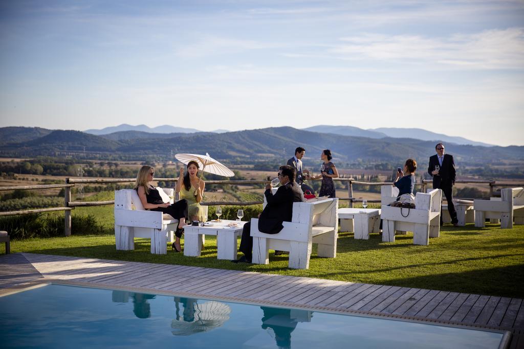 Wine Resort Conti Di San Bonifacio Montemassi Exterior foto