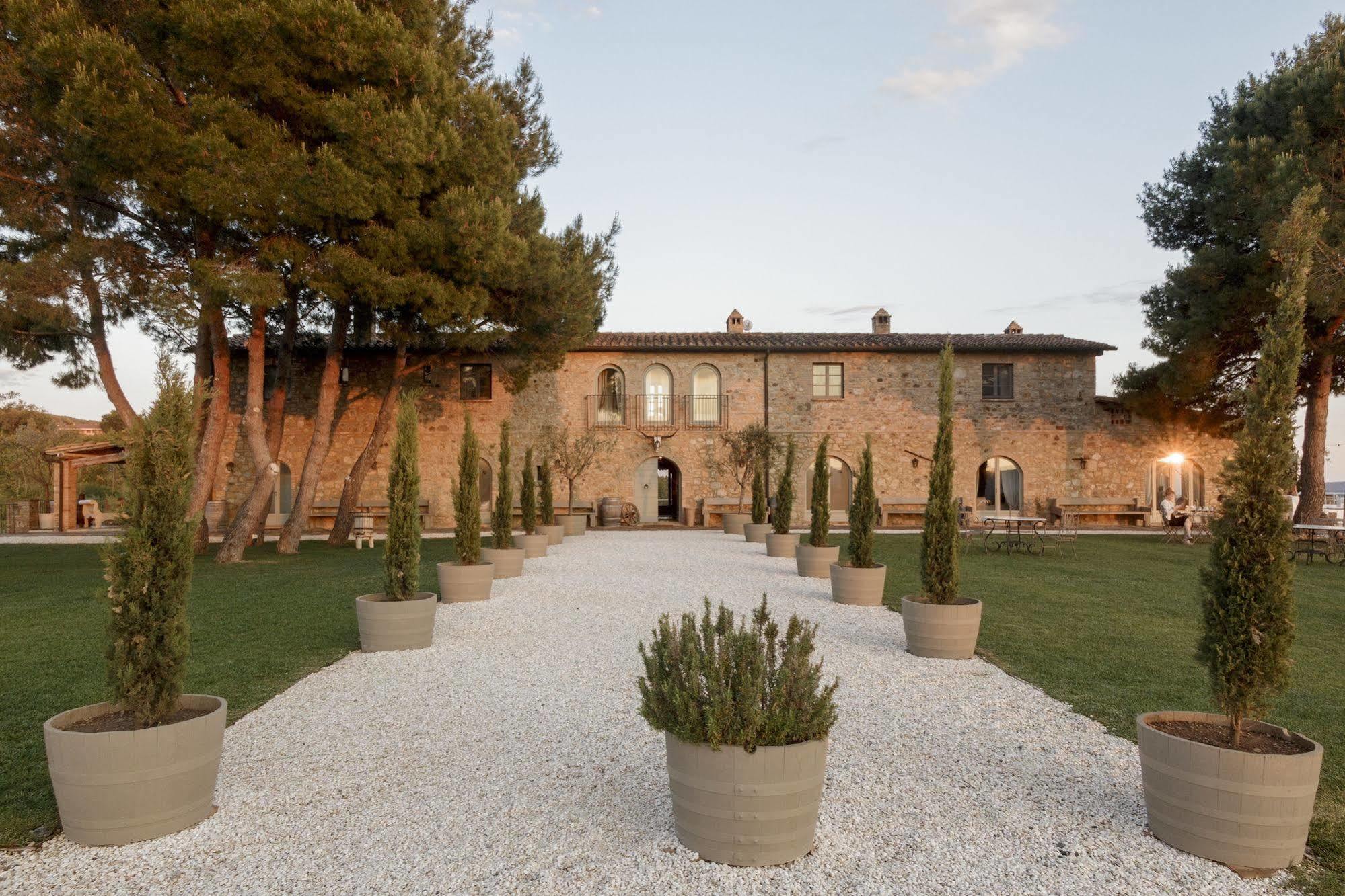 Wine Resort Conti Di San Bonifacio Montemassi Exterior foto